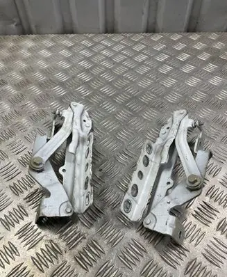 Peugeot 3008 II Engine bonnet/hood hinges 9814188880 9814189880