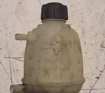 Renault Scenic I Coolant expansion tank/reservoir 8200060424