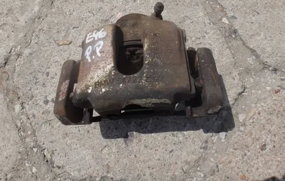 BMW 3 E46 Front brake caliper