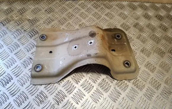 Ford Kuga I Other under body part 