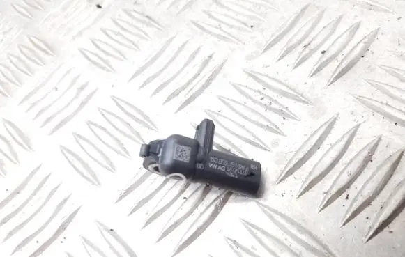 Skoda Fabia Mk3 (NJ) Airbag deployment crash/impact sensor 1S0959351