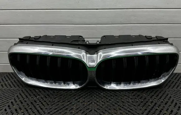 BMW 6 G32 Gran Turismo Bonnet/hood grill 5A218F5 11048482 08072248