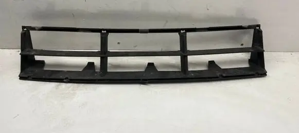 BMW 5 E39 Front bumper lower grill 8235671 51118235671