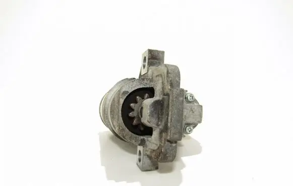 Mazda 6 Starter motor m000t32871