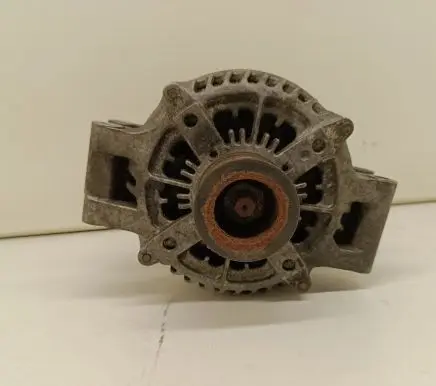 BMW 5 F10 F11 Generator/alternator 7616119