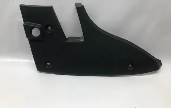 Chevrolet Camaro Rear/tail light trim molding 84070693