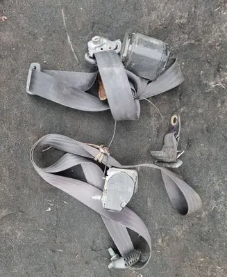 Ford Transit Rear seatbelt