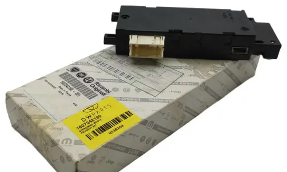 Peugeot 207 CC Central body control module 1607242180
