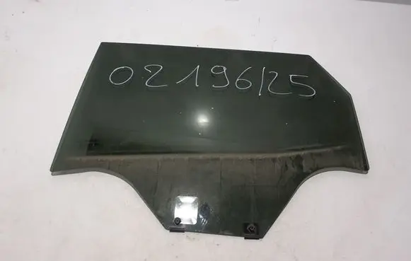 Renault Austral Rear door window glass 823013512R