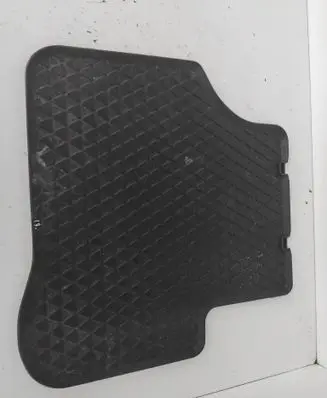 Volkswagen PASSAT B6 Rear floor mat 3C0061511