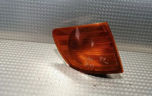 Mercedes-Benz Vito Viano W638 Front indicator light 6R01489