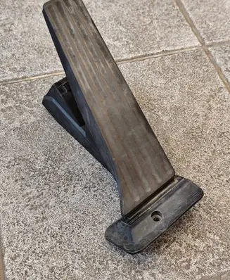 BMW X5 E70 Accelerator throttle pedal 6860784 35426860784