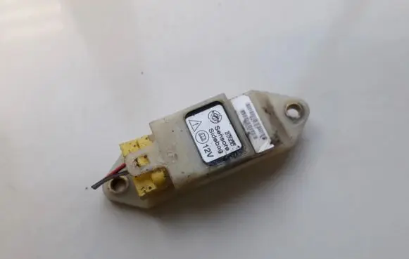 Alfa Romeo 166 Airbag deployment crash/impact sensor 60671767