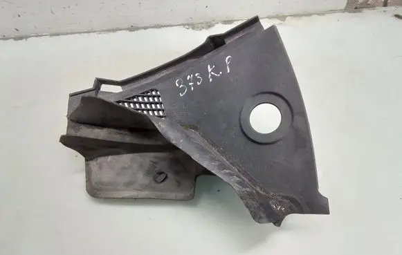 Opel Zafira B Wiper trim 