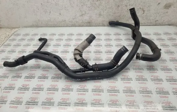 Audi Q7 4L Engine coolant pipe/hose 1J0121087D
