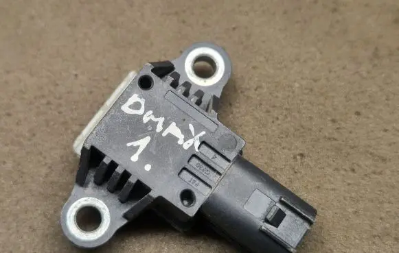 Isuzu D-Max Airbag deployment crash/impact sensor 898146939 898146939Y