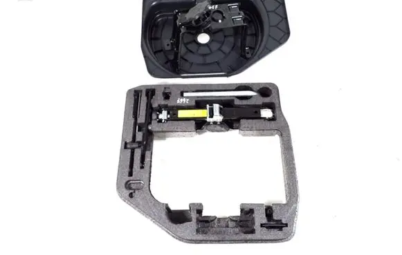 Audi A5 8T 8F Tool set 8T0012109A