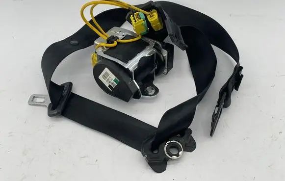 Volkswagen Touareg I Front seatbelt 7L0857706F 7L0857706B