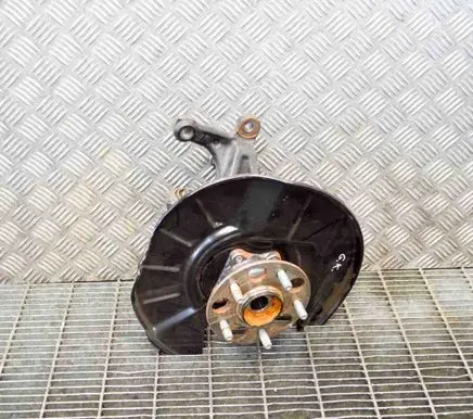 Toyota RAV 4 (XA50) Rear wheel hub
