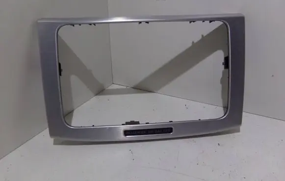 Volkswagen PASSAT B6 Radio/GPS head unit trim 3C0858069P