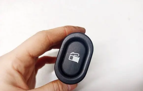 Saab 9-5 Fuel tank opening switch 4617544