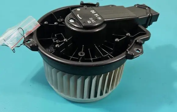 Heater fan/blower