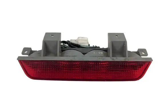 Mitsubishi Galant Third/center stoplight