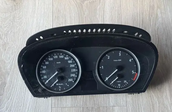 BMW 5 E60 E61 Speedometer (instrument cluster) A2C53103634