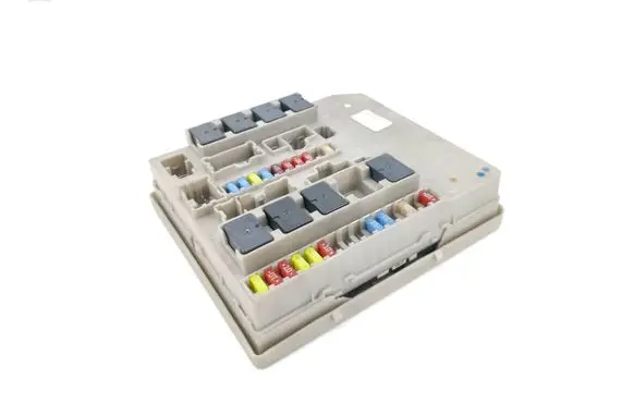 Renault Clio III Fuse module 902663A