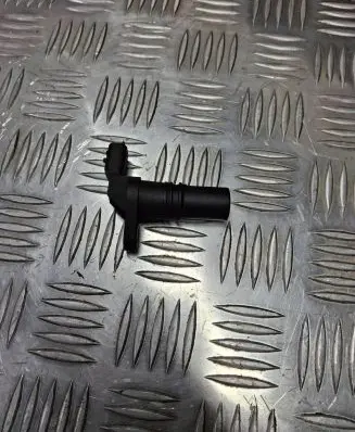 Opel Vivaro Crankshaft position sensor 8200885209A