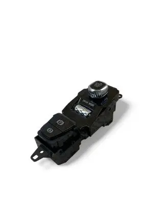 Engine start stop button switch