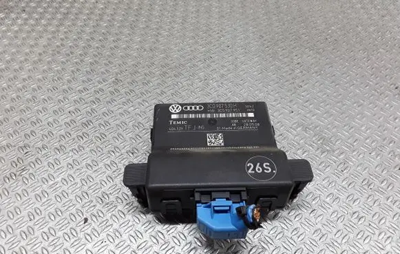 Volkswagen PASSAT B6 Gateway control module 3C0907530H