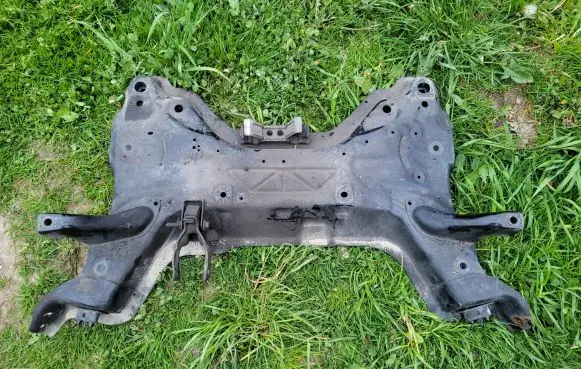 Citroen C4 II Front subframe