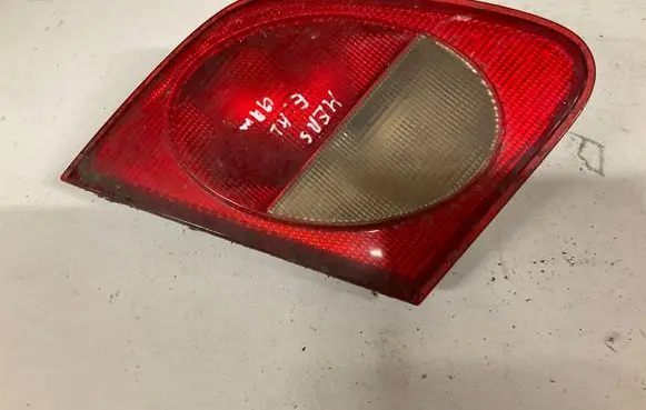 Mercedes-Benz E W210 Tailgate rear/tail lights A2108201164 4139 197501