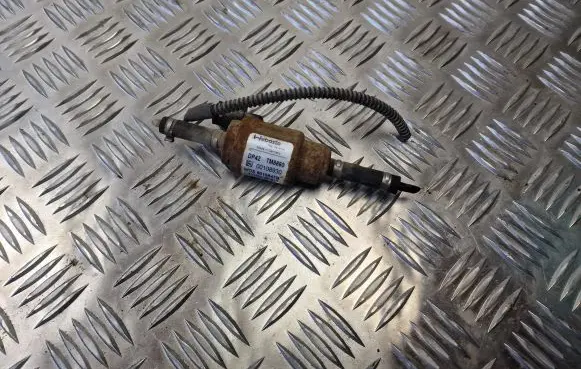 Volkswagen Caddy Fuel injection high pressure pump 9019847B