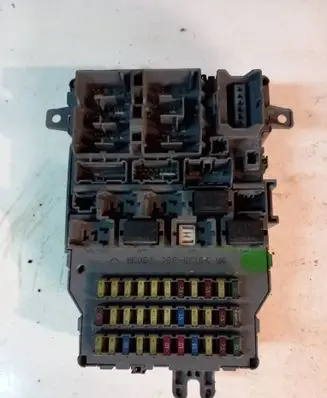 Honda Accord Fuse module A000011