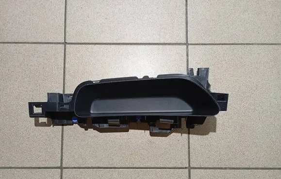 Peugeot 5008 II Other interior part 9815398477