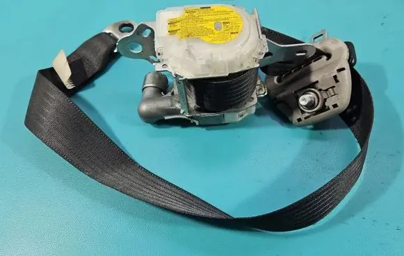 Toyota Corolla E120 E130 Front seatbelt IMPRK1521702