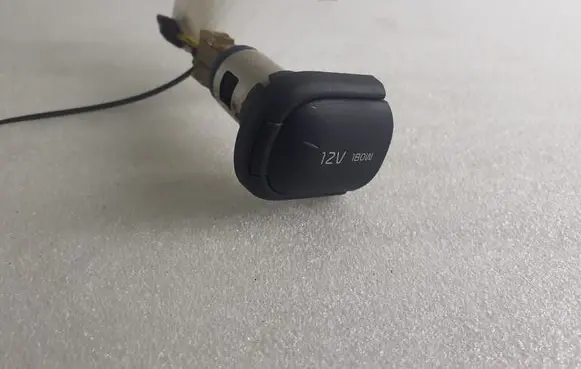KIA Sportage 12 V Socket (front) 
