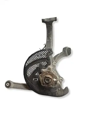 Audi Q7 4M Front wheel hub spindle knuckle 