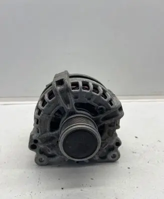 Volkswagen Golf VIII Generator/alternator 05L903026J