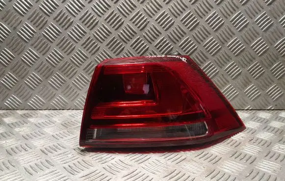Volkswagen Golf VII Rear/tail lights 5G0945096B 90029152 ML900291526759