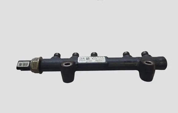 Volvo V60 Fuel main line pipe 9685297580 121940599 28497Z01