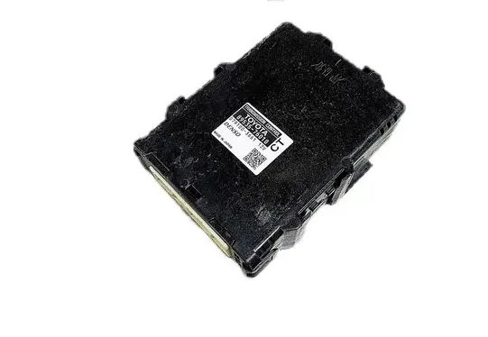Lexus CT 200H Gearbox control unit/module 89535-76010