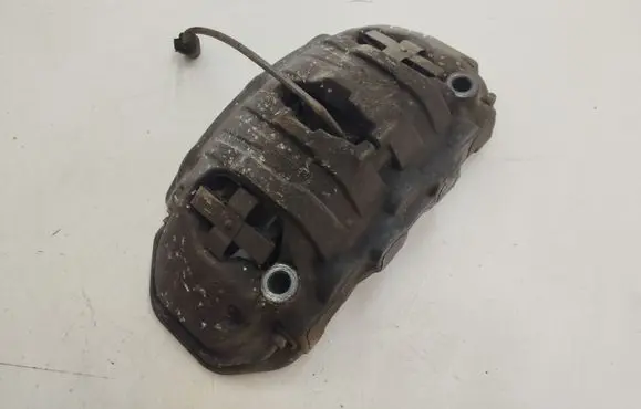 Porsche Cayenne (92A) Front brake caliper