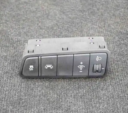 Hyundai Tucson TL A set of switches 