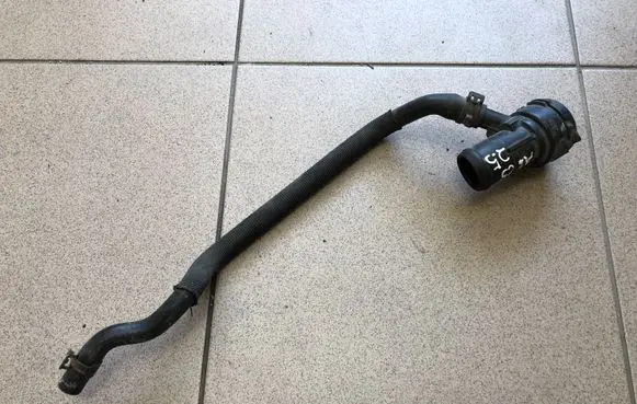 Audi A6 S6 C5 4B Engine coolant pipe/hose