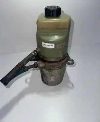 Ford Focus Power steering pump 4m513k514bd