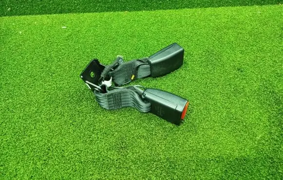 Renault Arkana Rear seatbelt buckle 878168084R 646536600