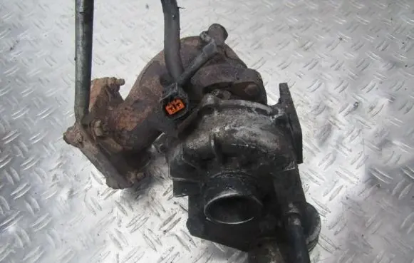 Chrysler Voyager Turbo 352420680 10186X